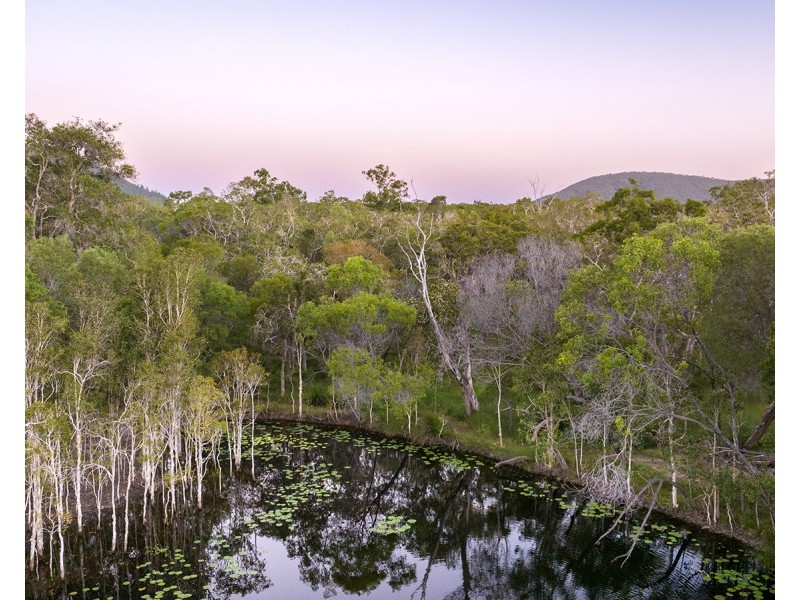 2432 Round Hill Road, Agnes Water QLD 4677