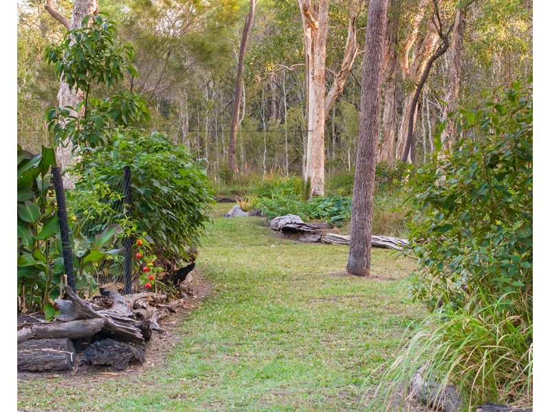 2432 Round Hill Road, Agnes Water QLD 4677