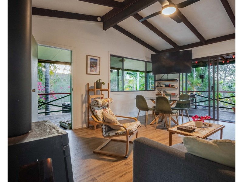 619 Murphy Road, Captain Creek QLD 4677