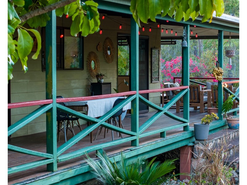 619 Murphy Road, Captain Creek QLD 4677