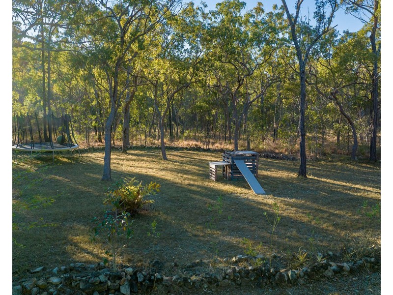 619 Murphy Road, Captain Creek QLD 4677