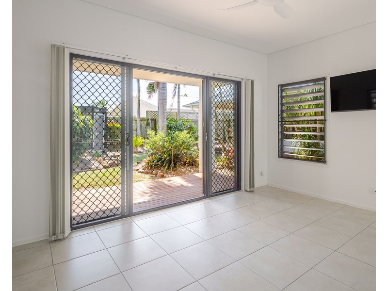 7 Waterfront Drive, Agnes Water QLD 4677