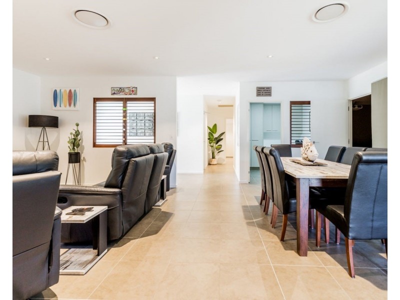 17 Beach Houses Estate Road, Agnes Water QLD 4677
