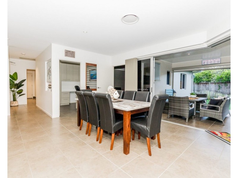 17 Beach Houses Estate Road, Agnes Water QLD 4677