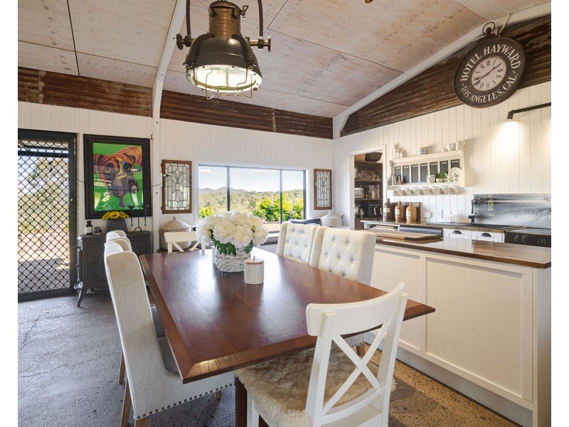 360 Cross Road, Euleilah QLD 4674