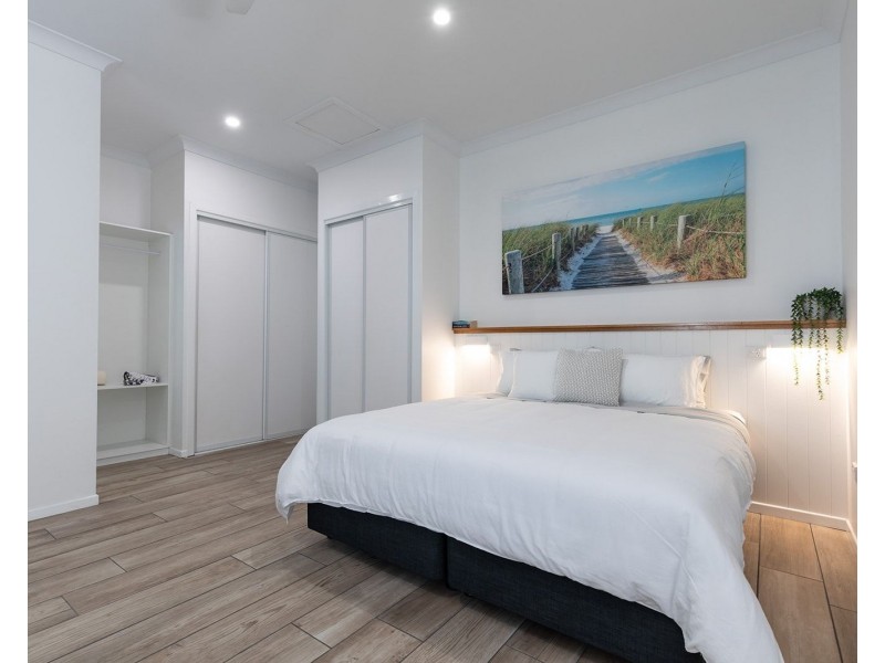 20/4 Ocean Beach Drive, Agnes Water QLD 4677