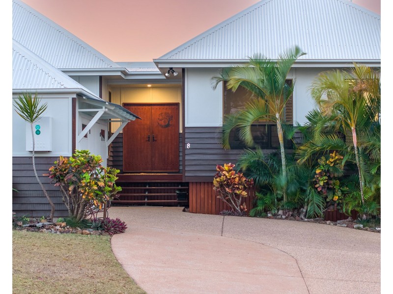 8 Seascape Close, Agnes Water QLD 4677
