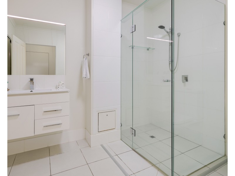 117/1 Beaches Village Circuit, Agnes Water QLD 4677