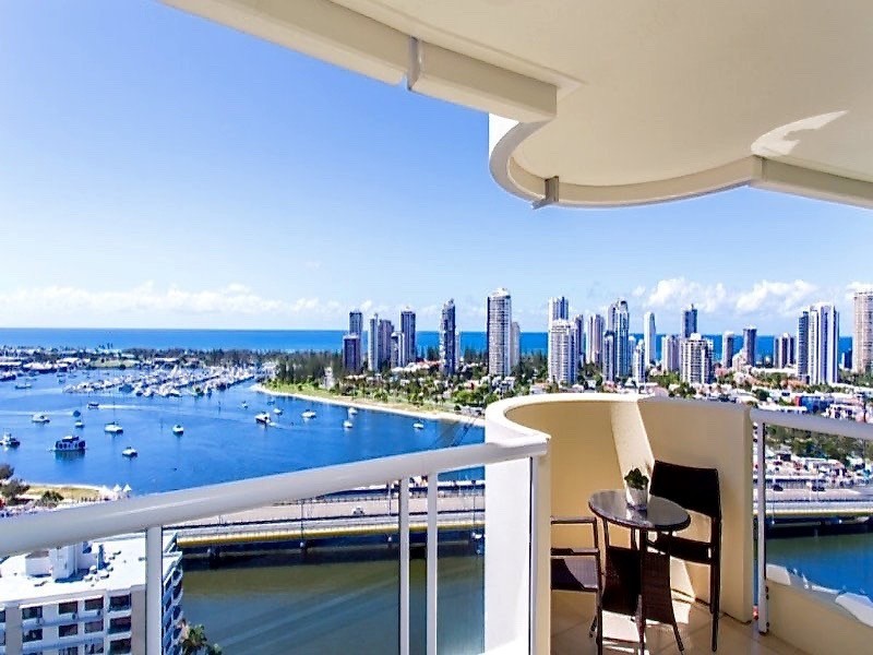 75 BRIGHTON Parade, Southport QLD 4215