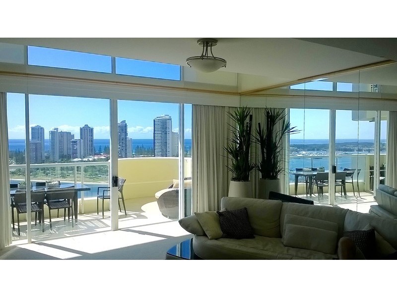 75 BRIGHTON Parade, Southport QLD 4215