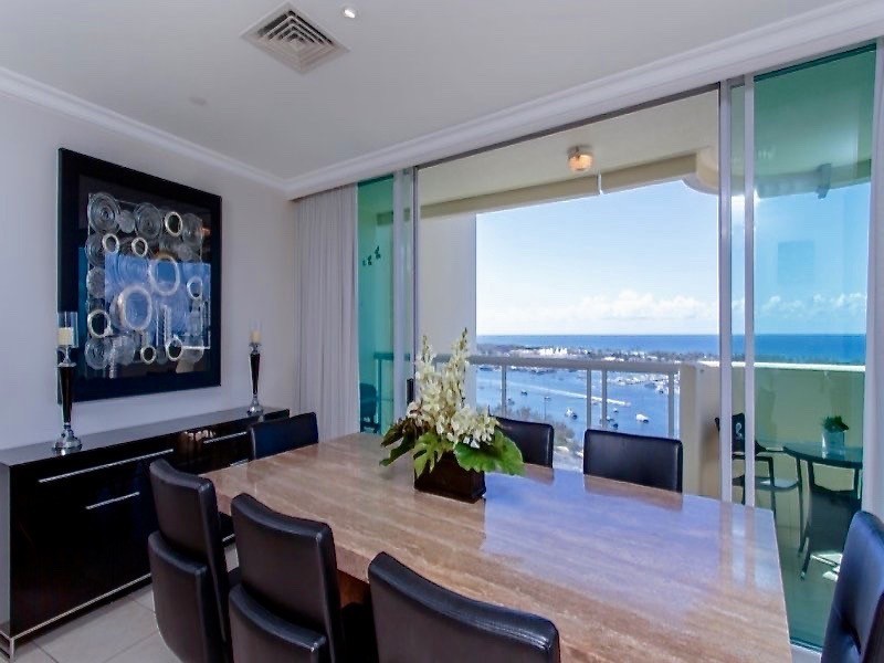 75 BRIGHTON Parade, Southport QLD 4215