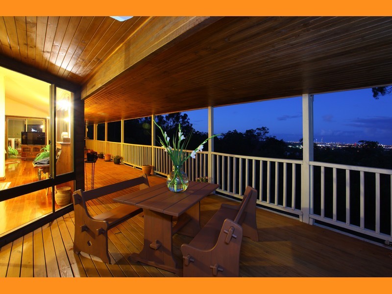 8 Amulla Court, Mudgeeraba QLD 4213