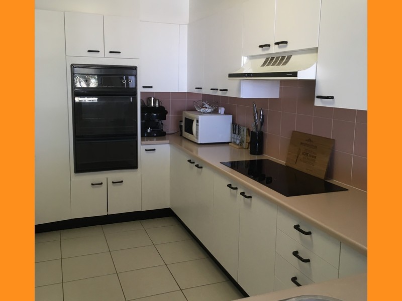 8/75 Morala Avenue, Runaway Bay QLD 4216