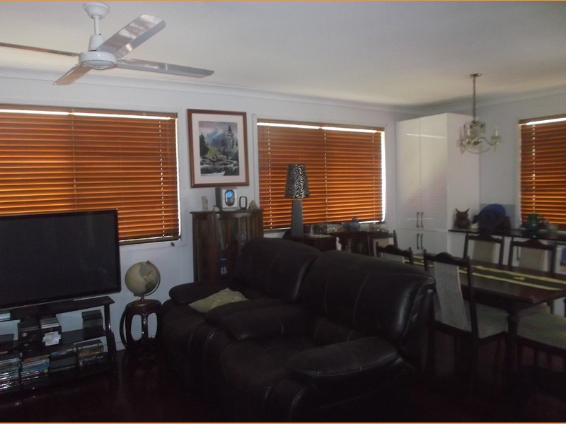 3 Arthur Street, Biggera Waters QLD 4216