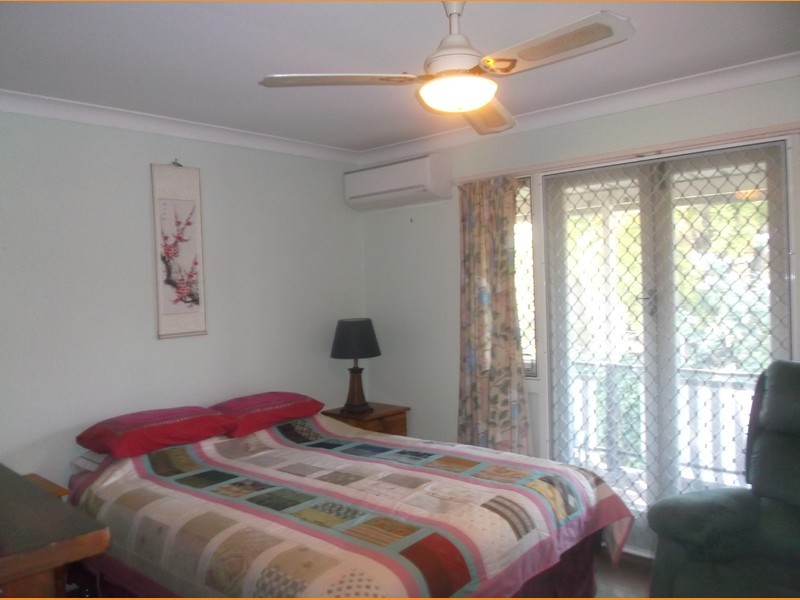 3 Arthur Street, Biggera Waters QLD 4216