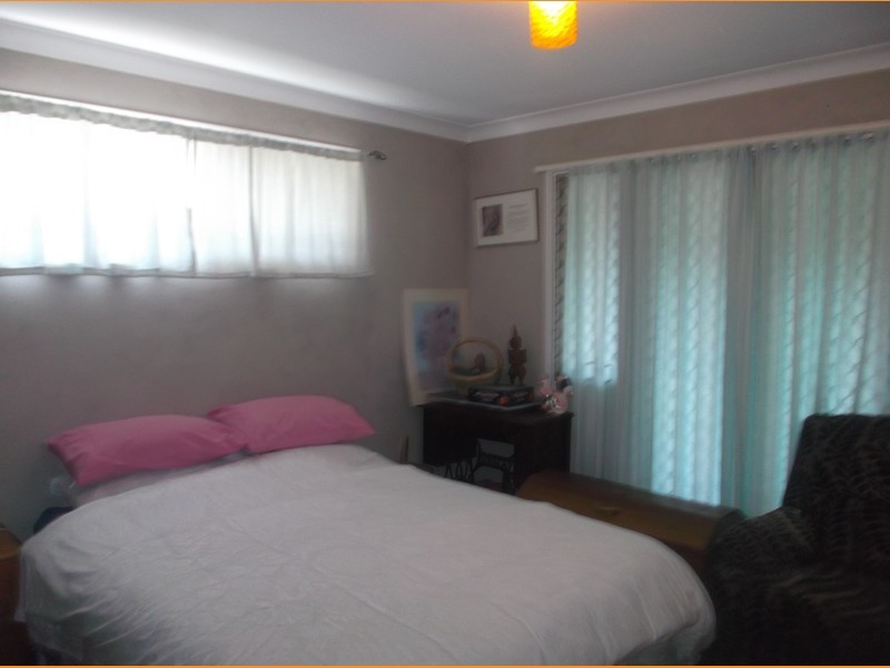 3 Arthur Street, Biggera Waters QLD 4216