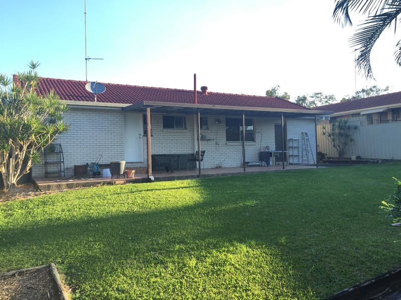 9 Mediterranean Drive, Benowa QLD 4217