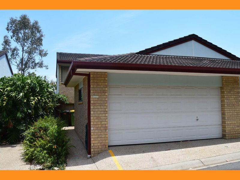2014/6 Crestridge Crescent, Oxenford QLD 4210
