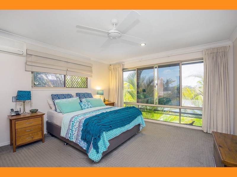 34 Avanti Street, Mermaid Waters QLD 4218