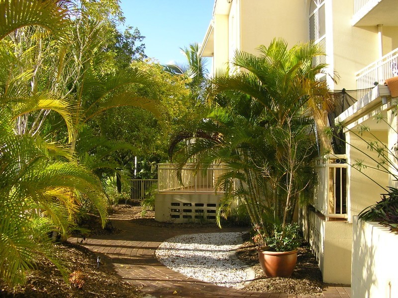 36 Alexandra Avenue, Mermaid Beach QLD 4218