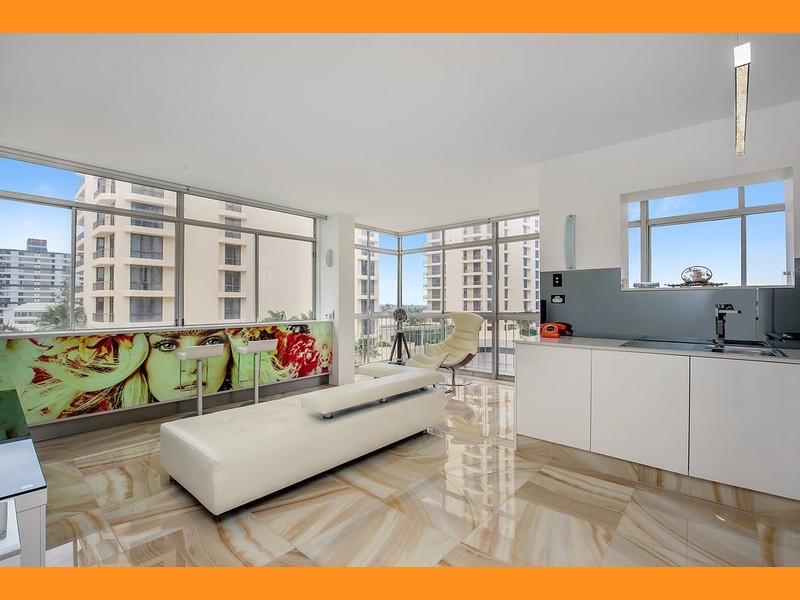 34 Hanlan Street, Surfers Paradise QLD 4217
