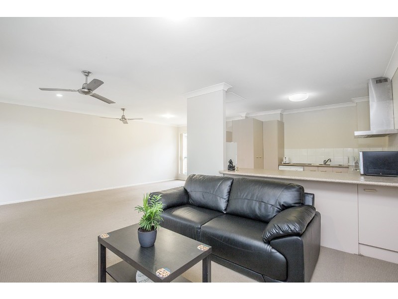 1004/6 Crestridge Crescent, Oxenford QLD 4210