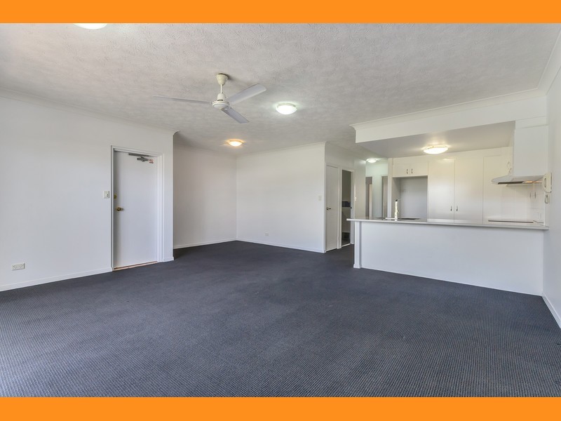30-36 BURRA Street, Chevron Island QLD 4217
