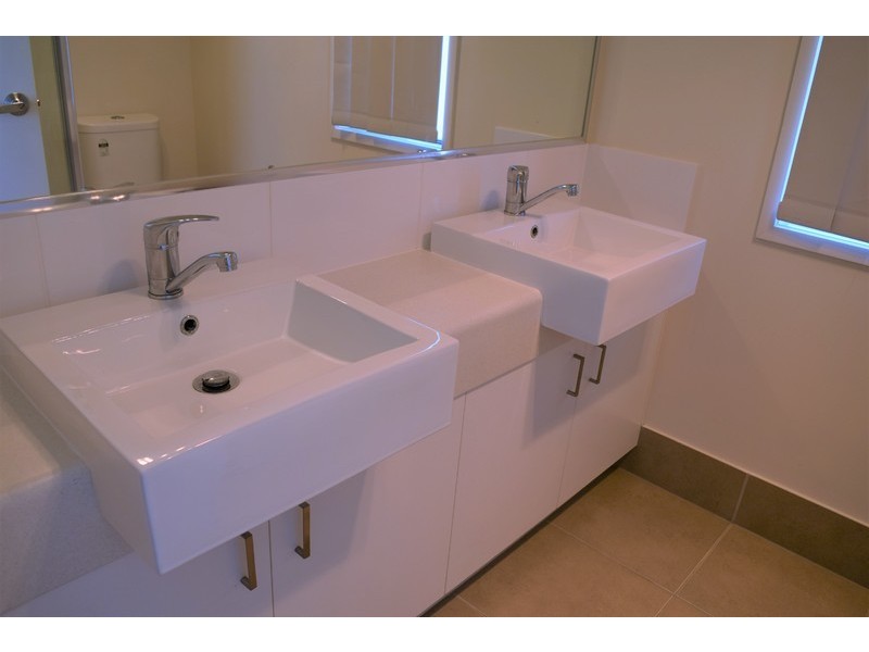 68B Lisa Crescent, Coomera QLD 4209