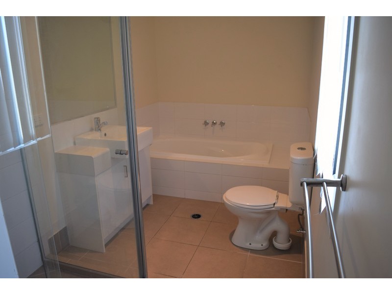 68B Lisa Crescent, Coomera QLD 4209