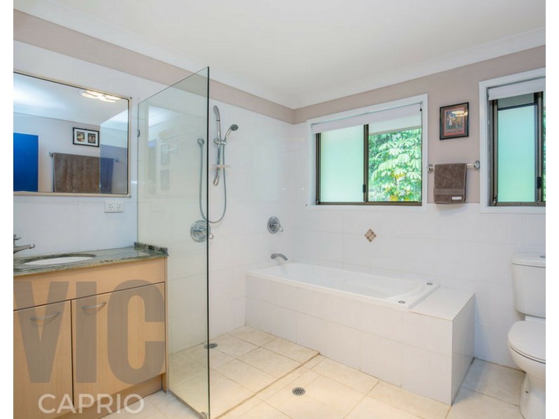 13 Jakes Way, Worongary QLD 4213