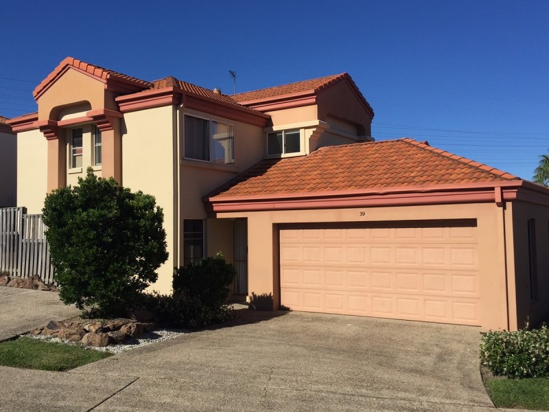 39/480 Christine Avenue, Robina QLD 4226