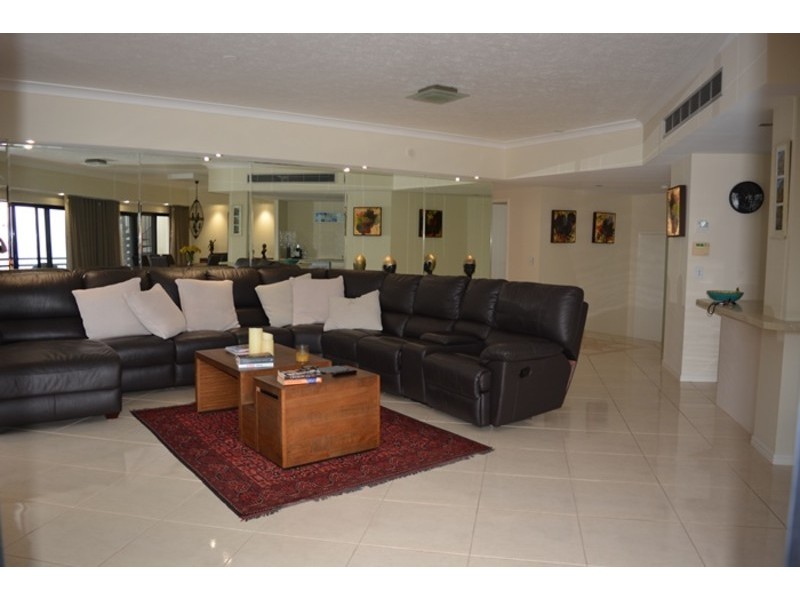 C07/1 Great Hall Drive, Miami QLD 4220