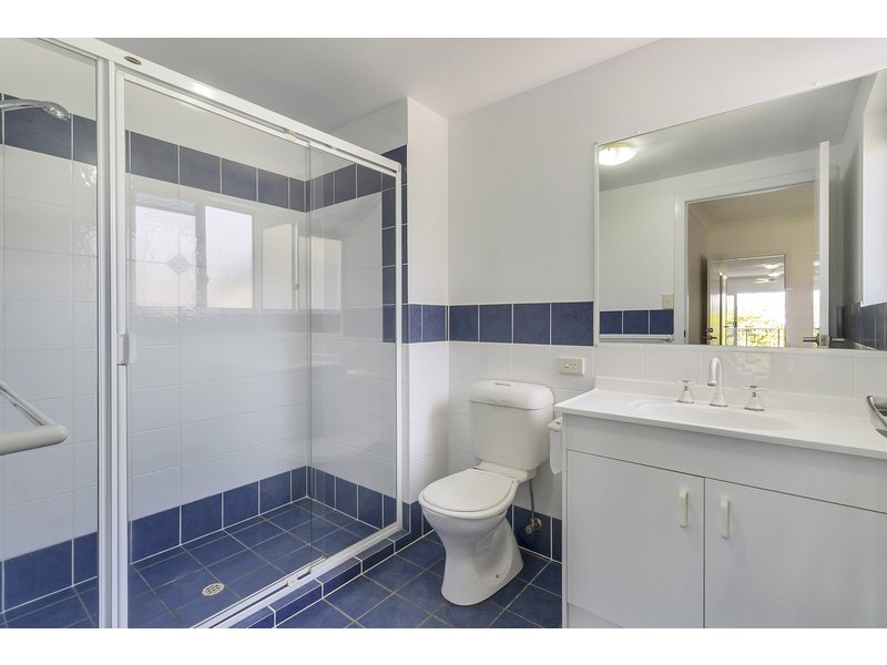 30-36 BURRA Street, Chevron Island QLD 4217