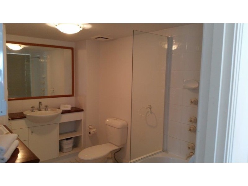 210-218 SURF Parade, Surfers Paradise QLD 4217