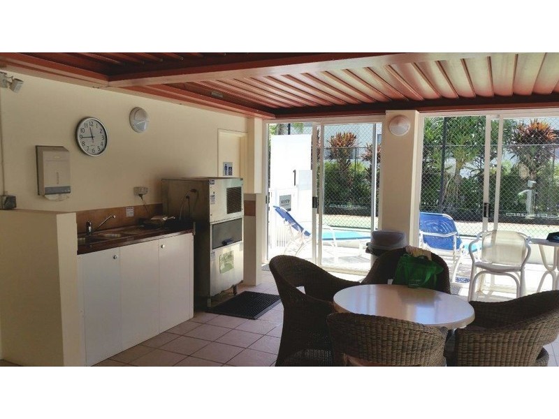 210-218 SURF Parade, Surfers Paradise QLD 4217