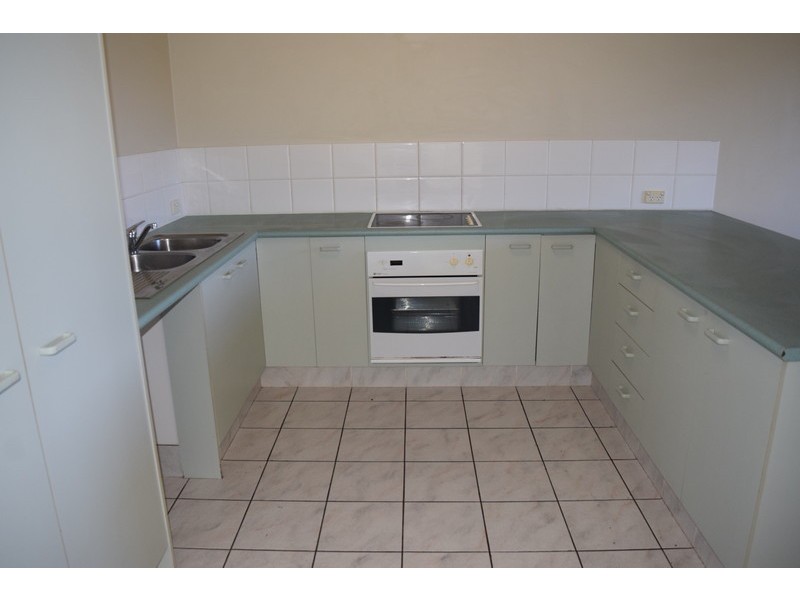 -/6 Crestridge Crescent, Oxenford QLD 4210
