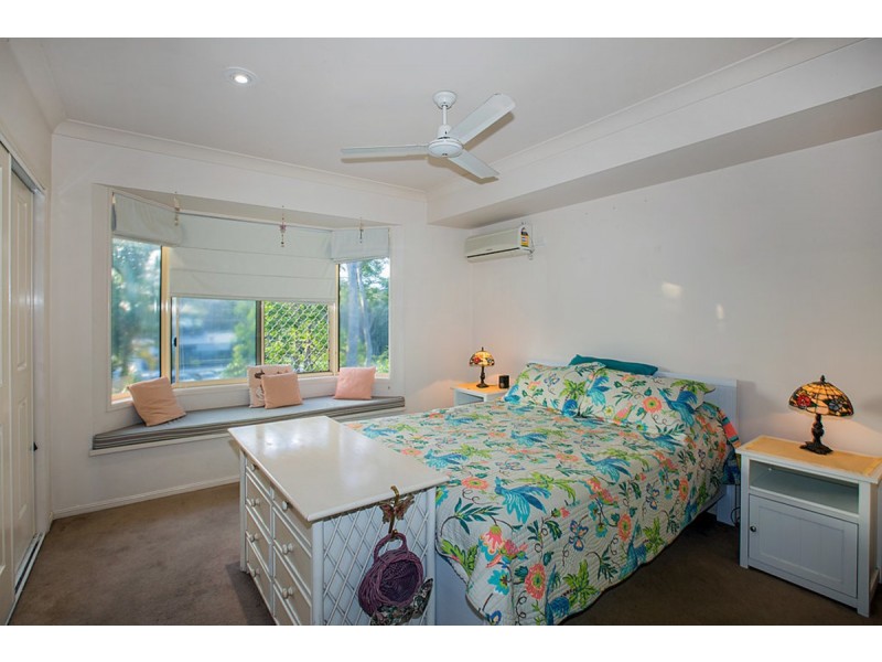 28 Morfantaine Terrace, Parkwood QLD 4214