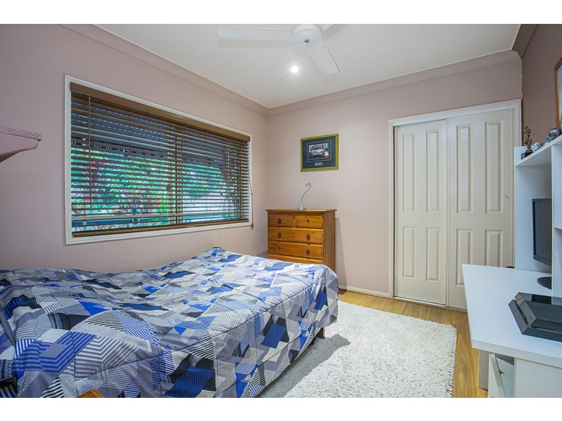 28 Morfantaine Terrace, Parkwood QLD 4214