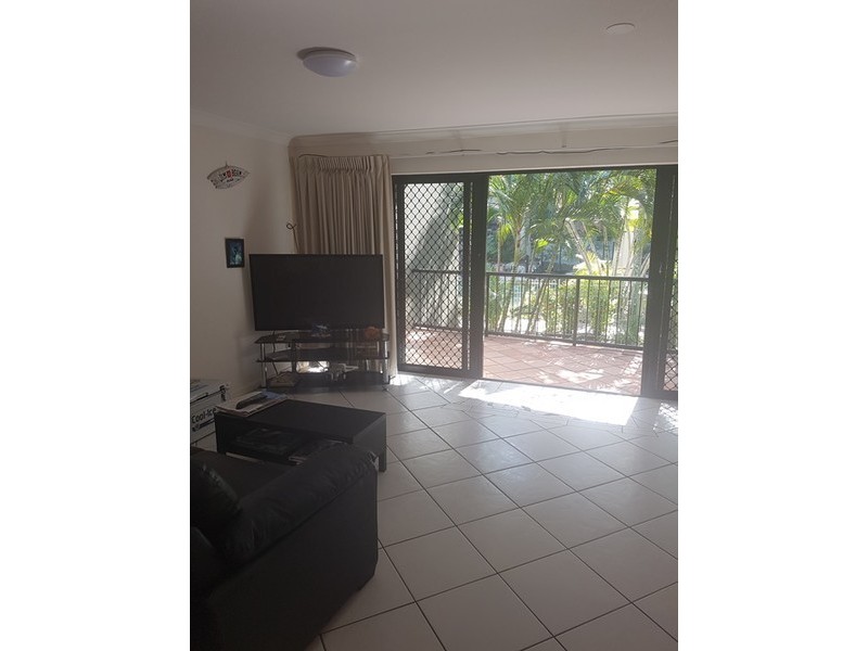 B15/1 Great Hall Drive, Nobby Beach QLD 4218