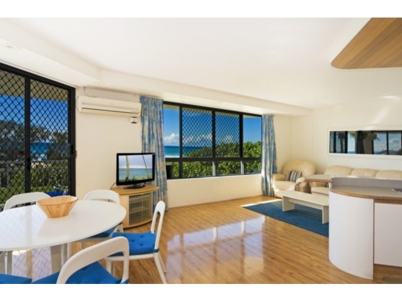 2/277 Golden Four Drive, Bilinga QLD 4225