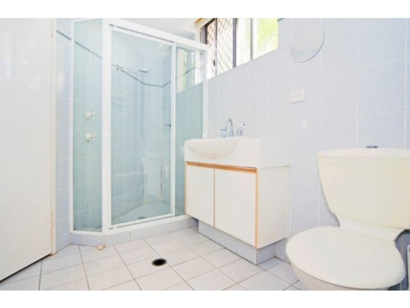 2/277 Golden Four Drive, Bilinga QLD 4225