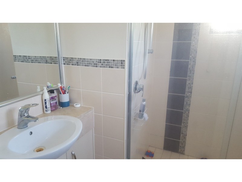 1/4 Deborah Close, Mudjimba QLD 4564