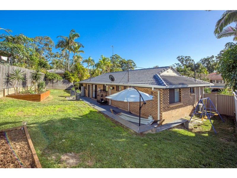 8 Tangerine Row, Ashmore QLD 4214