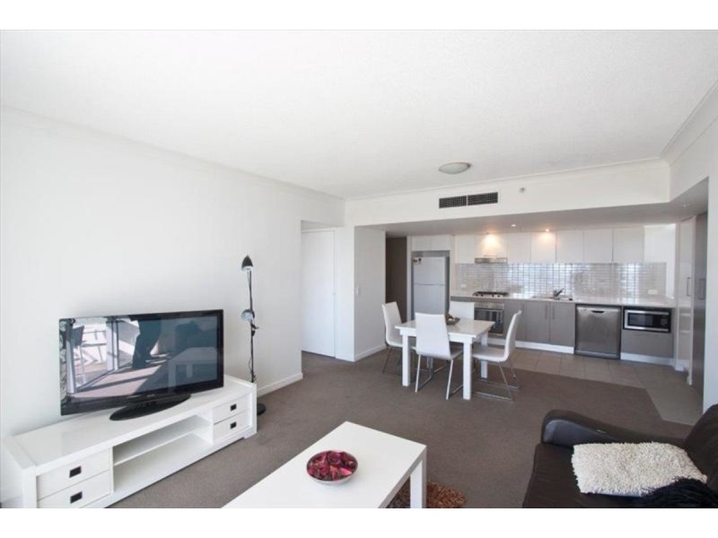 1111/56 Scarborough Street, Southport QLD 4215