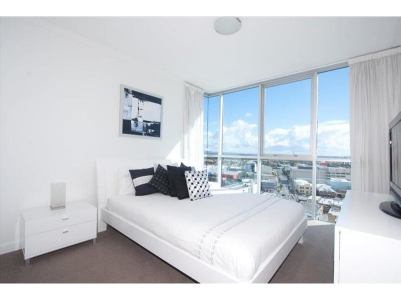 1111/56 Scarborough Street, Southport QLD 4215