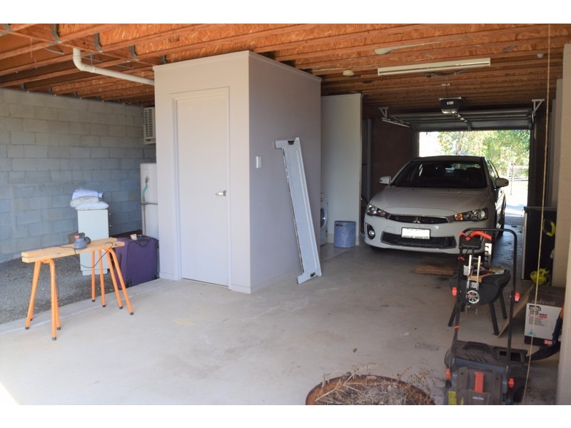 19 Creekside Drive, Springfield Lakes QLD 4300