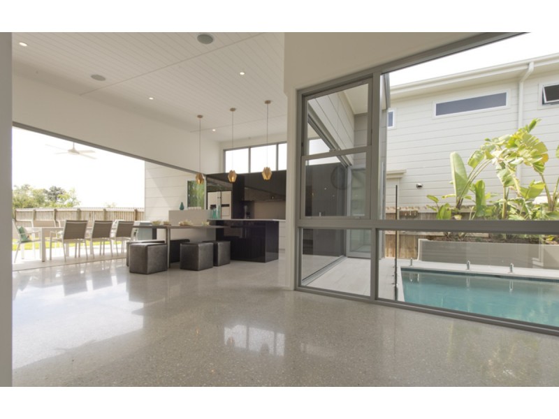 Hope Island QLD 4212