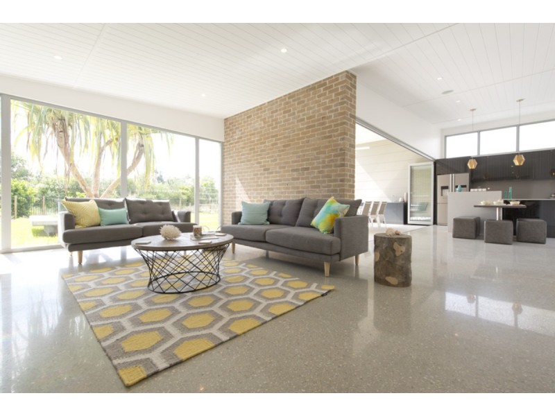 Hope Island QLD 4212