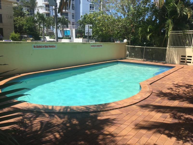 36 Alexandra Avenue, Mermaid Beach QLD 4218