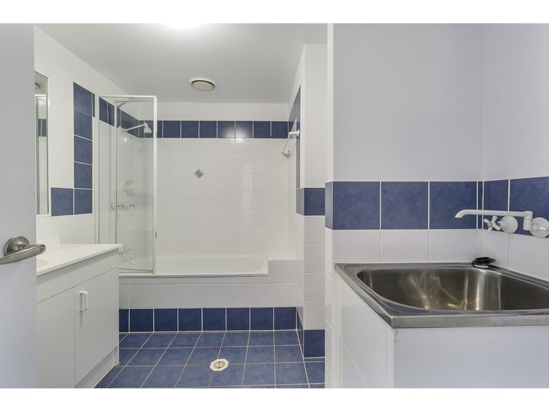 1111/30-36 BURRA Street, Chevron Island QLD 4217